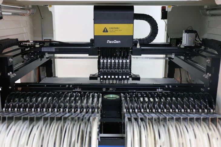 How Does An SMT Pick And Place Machine Compare To Manual Assembly