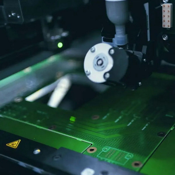 How Can You Optimize Solder Paste Application Using a Stencil Printer2