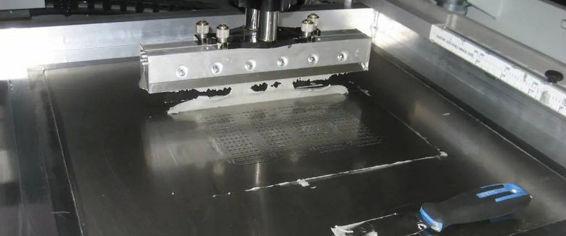 Why Is Your SMT Squeegee Affecting Print Quality2