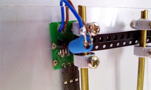 Can An SMD Tape Machine Handle Different Component Sizes3.jpg