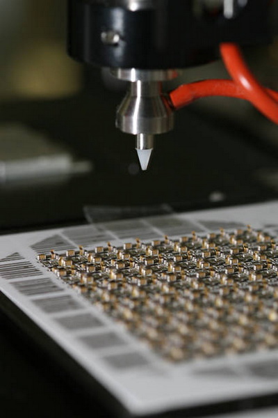 What Is The Speed And Accuracy of SMD Pick And Place Machines-1