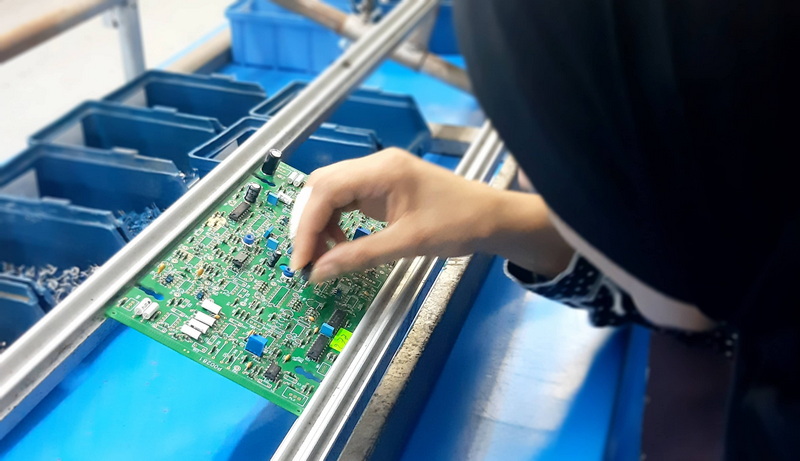 How Do SMT PCB Loaders Improve Production Efficiency-1