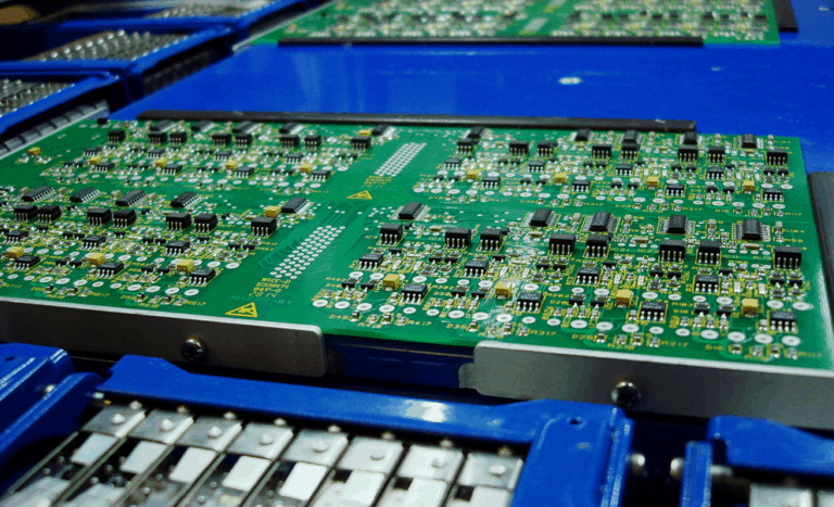 SMT-PCB-Assembly (2)