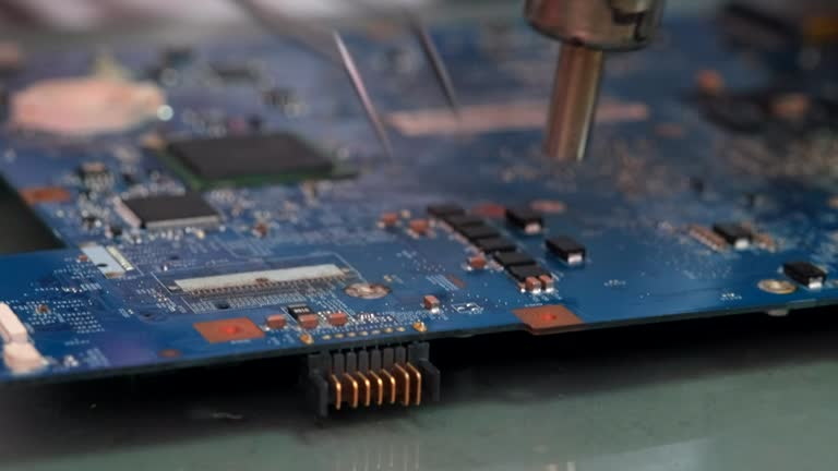 How To Choose The Right SMD Soldering Machine for Your Needs-3.jpg