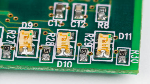 How Does PCB SMT Assembly Price Vary by Volume-3