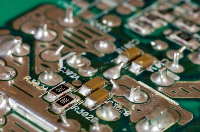 What Are The Best PCB Carriers for SMT Line in High-Volume Production-1
