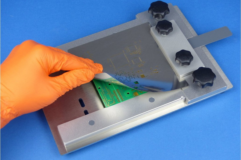 What Features Should You Look for in A Manual Solder Paste Printer2